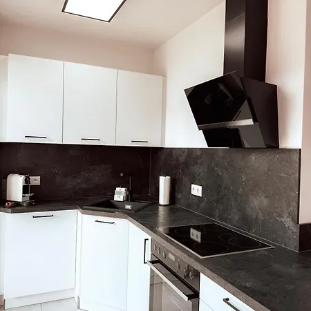 Apartament Gluecksmoment Mit Balkon In Graz