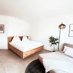 Gluecksmoment Mit Balkon In