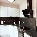 Apartment Gluecksmoment Mit Balkon In Graz
