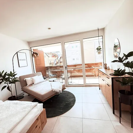 Gluecksmoment Mit Balkon In *