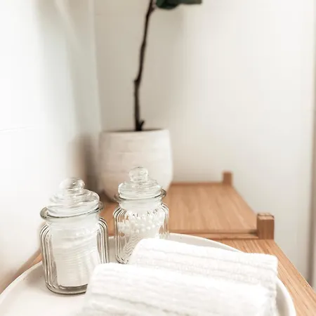 Gluecksmoment Mit Balkon In דירה *